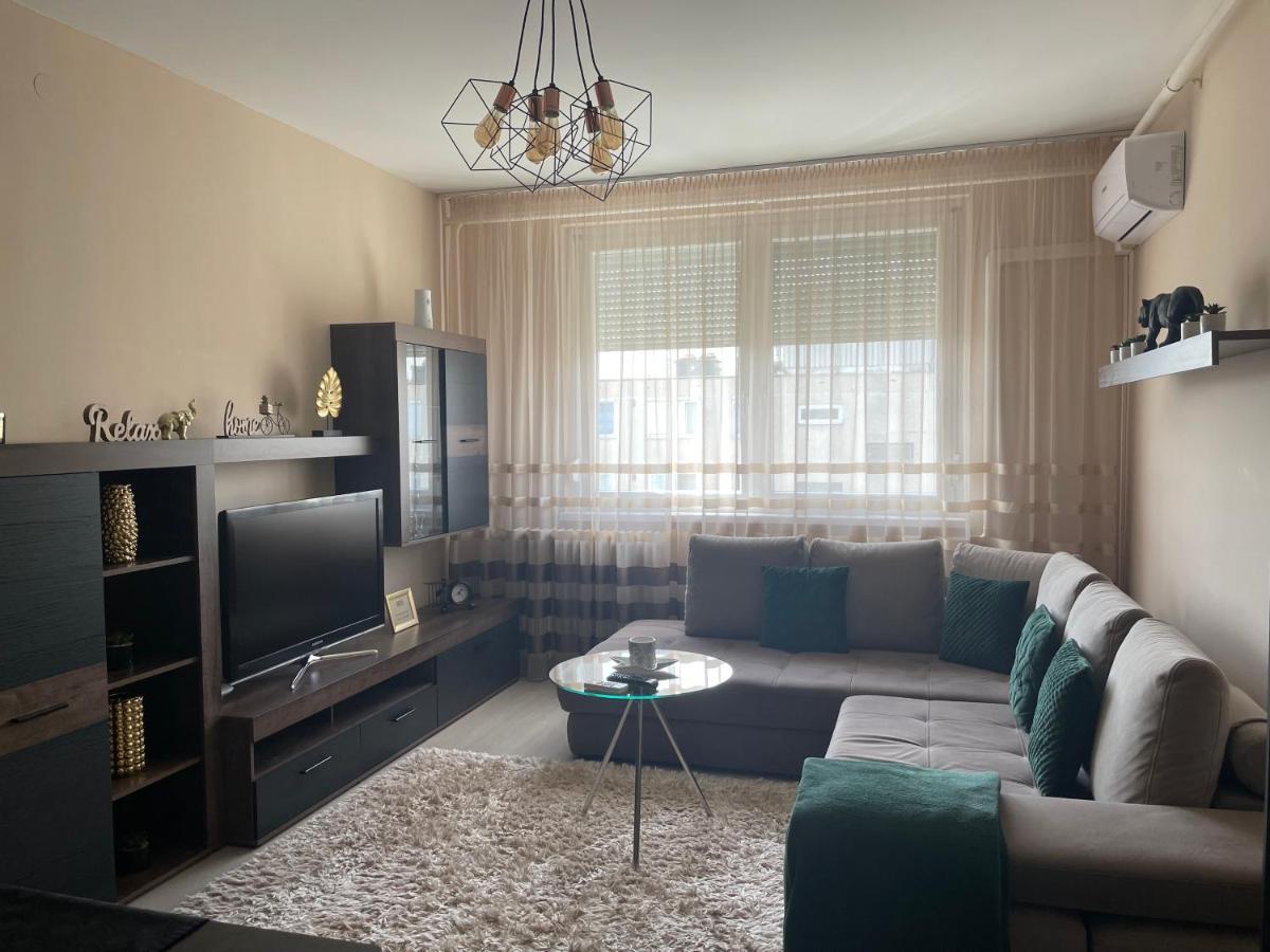 Bella Apartman Ντέμπρετσεν Εξωτερικό φωτογραφία