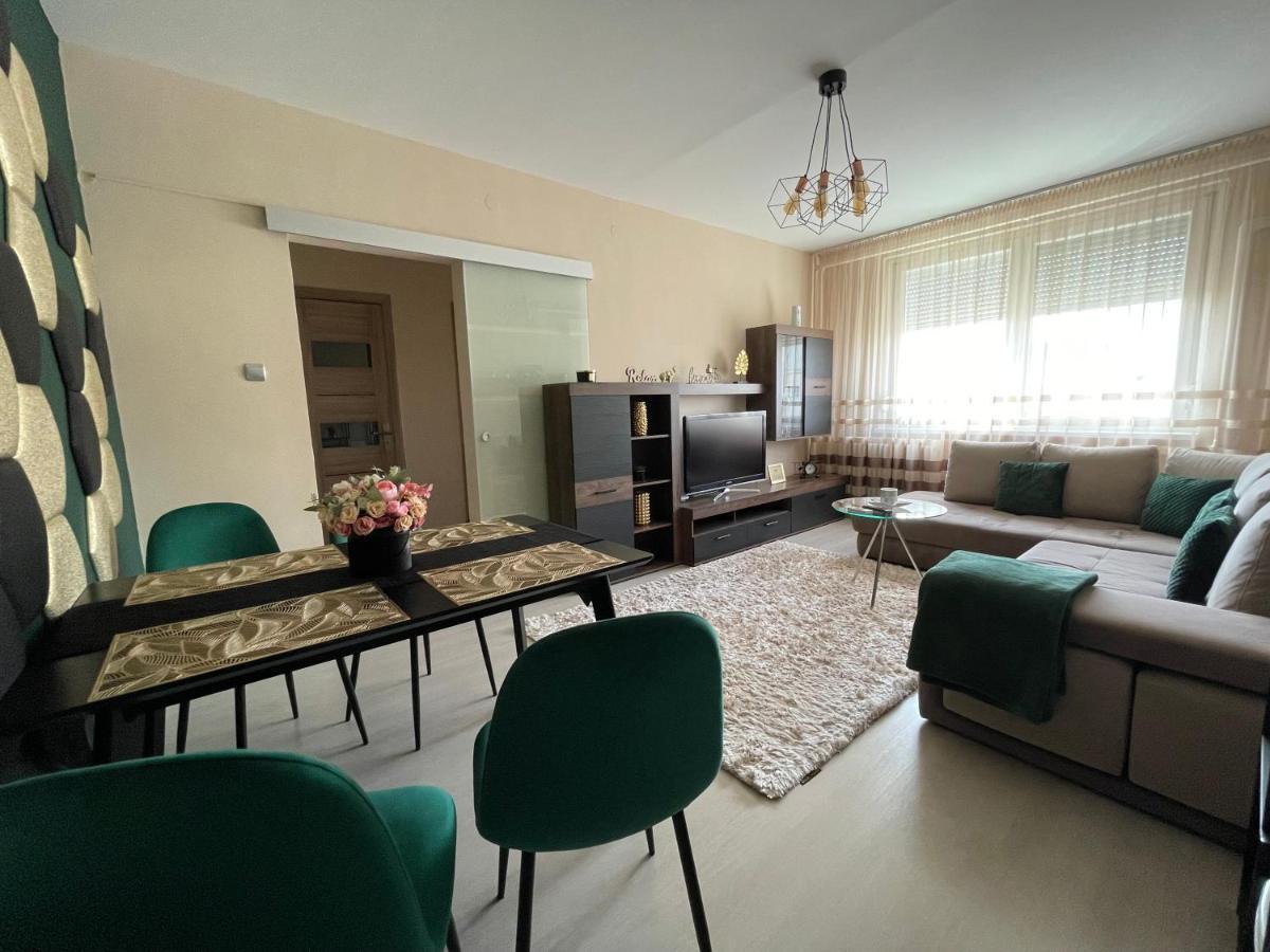 Bella Apartman Ντέμπρετσεν Εξωτερικό φωτογραφία