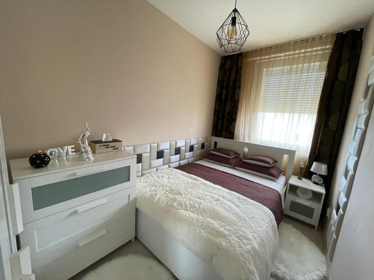 Bella Apartman Ντέμπρετσεν Εξωτερικό φωτογραφία
